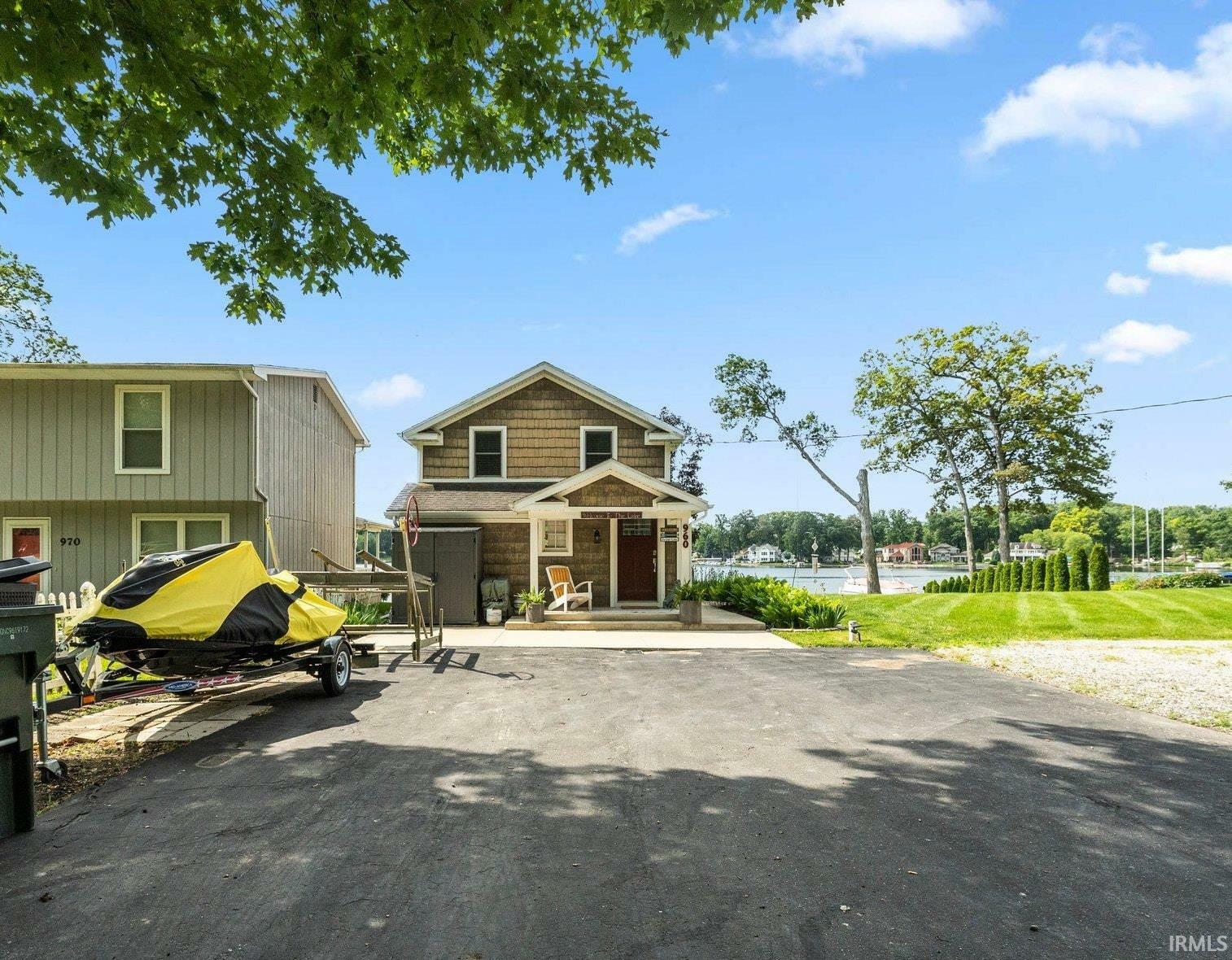 Property Photo: 960 Lakeside Drive IN 46784