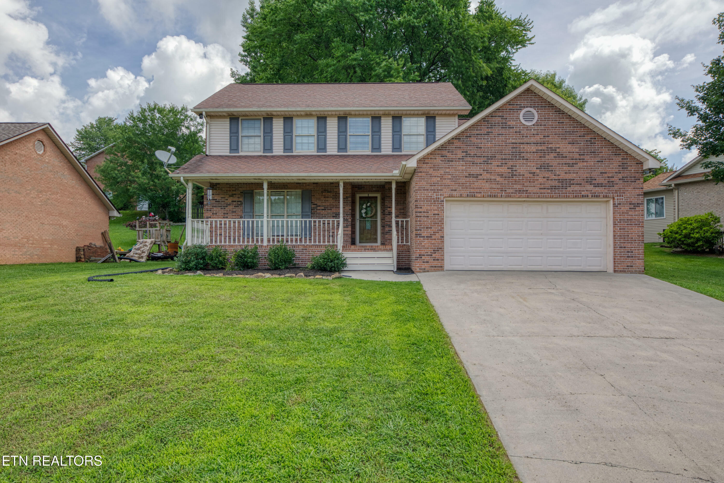 Property Photo: 4879 Garfield Terrace Drive TN 37938