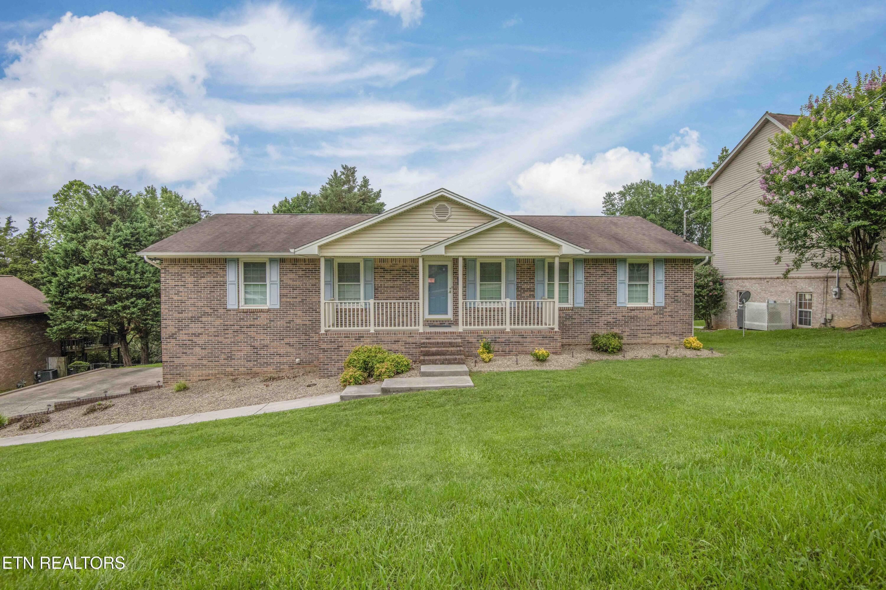 Property Photo: 4400 Foothills Drive TN 37938