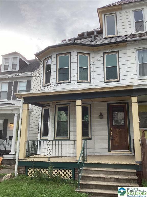 Property Photo:  809 Wood Avenue  PA 18042 