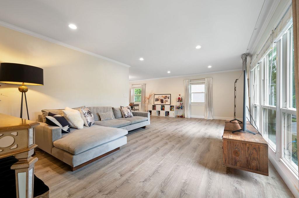 Property Photo:  23 Tewkesbury Road  NY 10583 