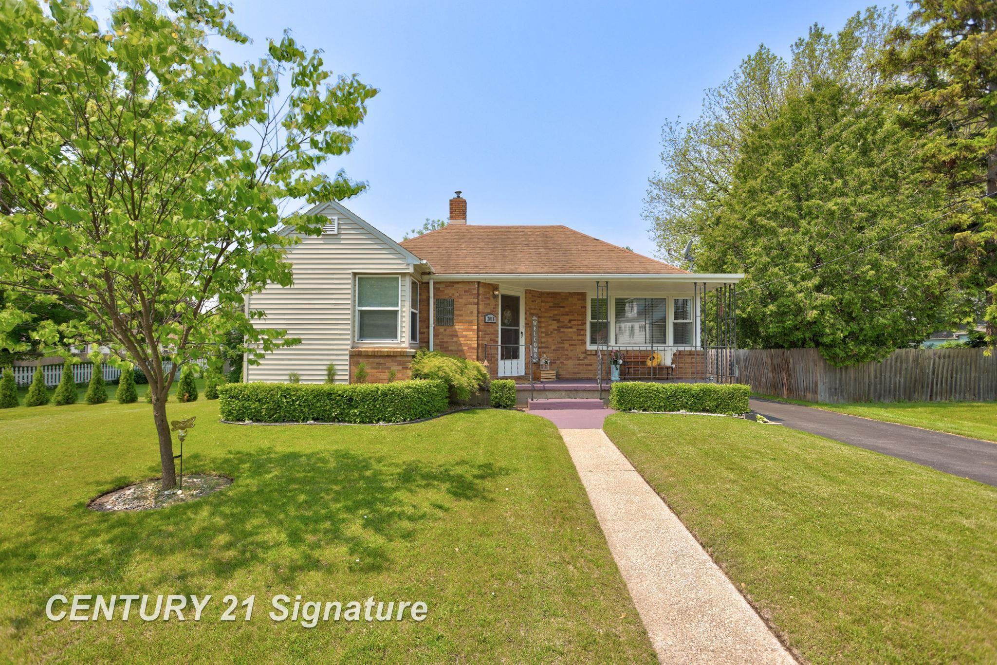 Property Photo: 2016 Michigan Avenue MI 48708