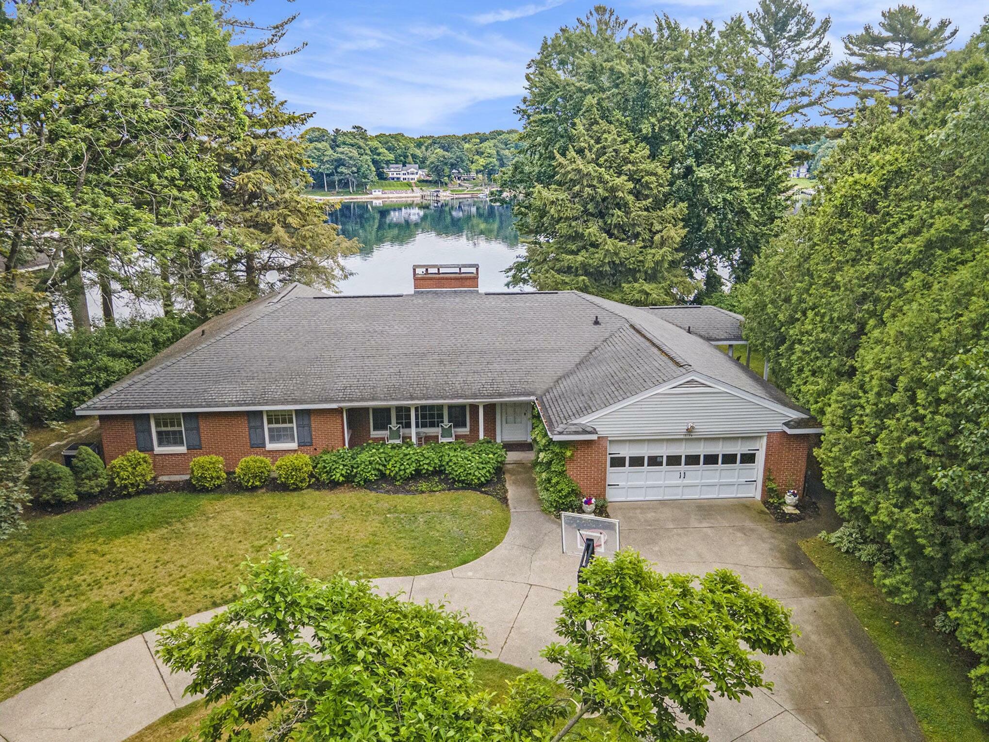 Property Photo: 18190 Lovell Road MI 49456