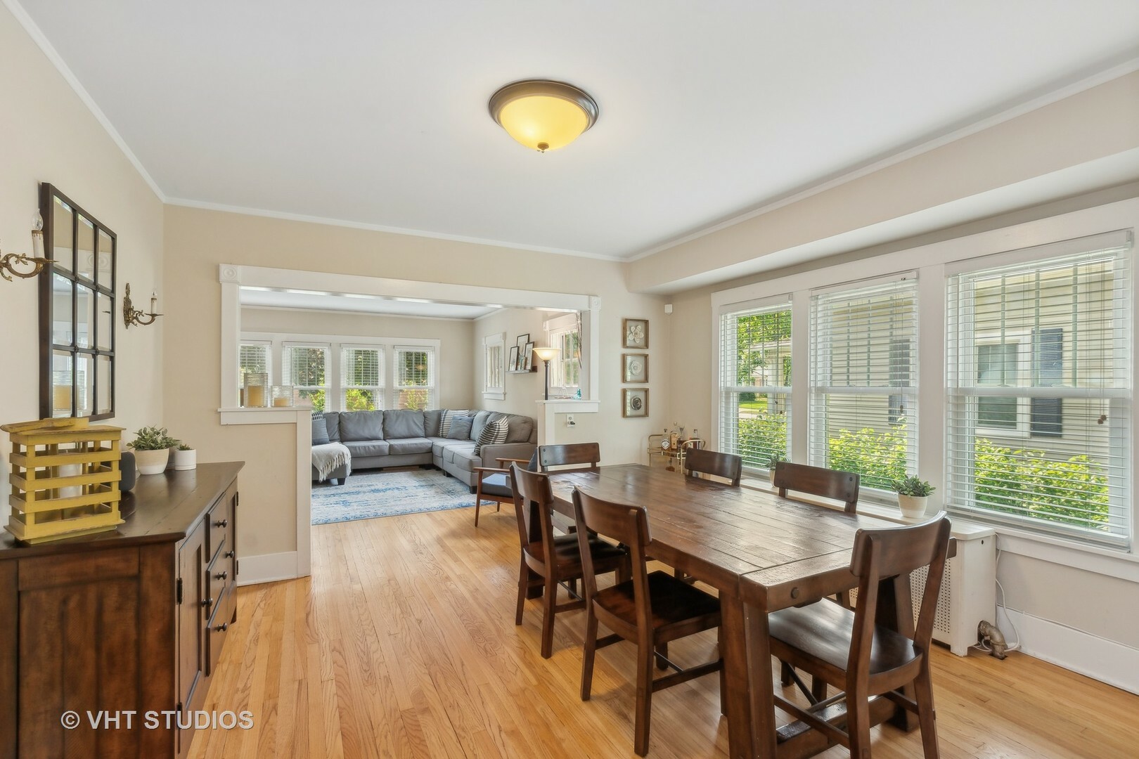 Property Photo: 406 S Evergreen Avenue IL 60005