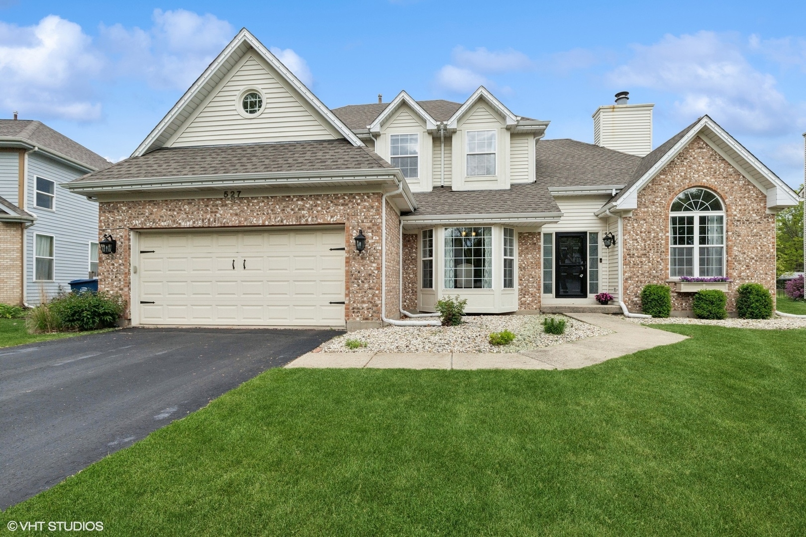 527 Capital Lane  Gurnee IL 60031 photo