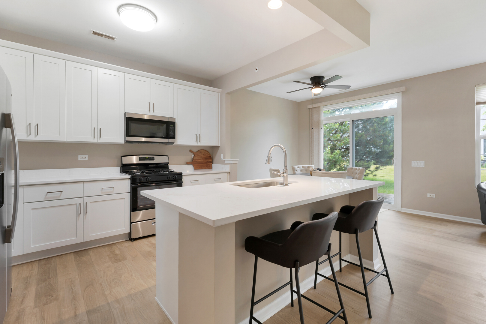 Property Photo:  13315 Red Alder Avenue  IL 60142 