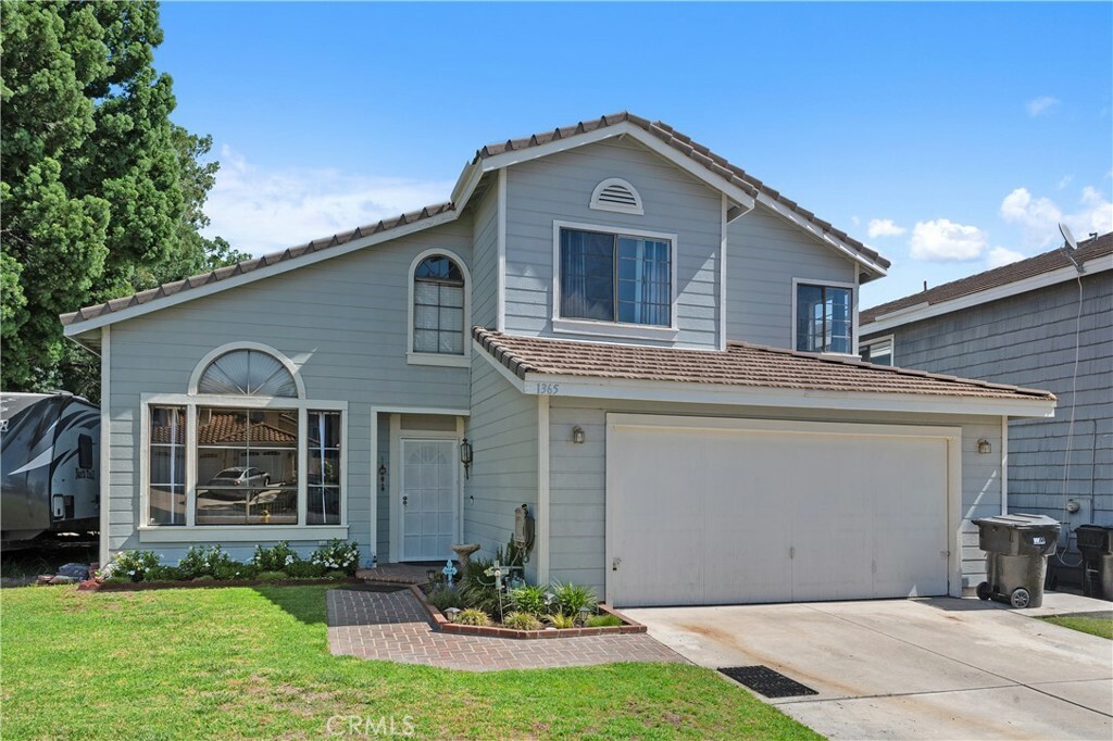 Property Photo: 1365 Kroonen Drive CA 92882