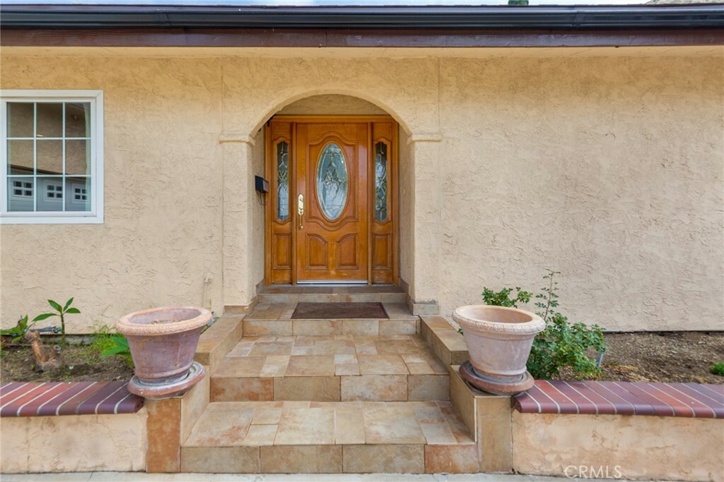 Property Photo: 10165 Sully Drive CA 91352