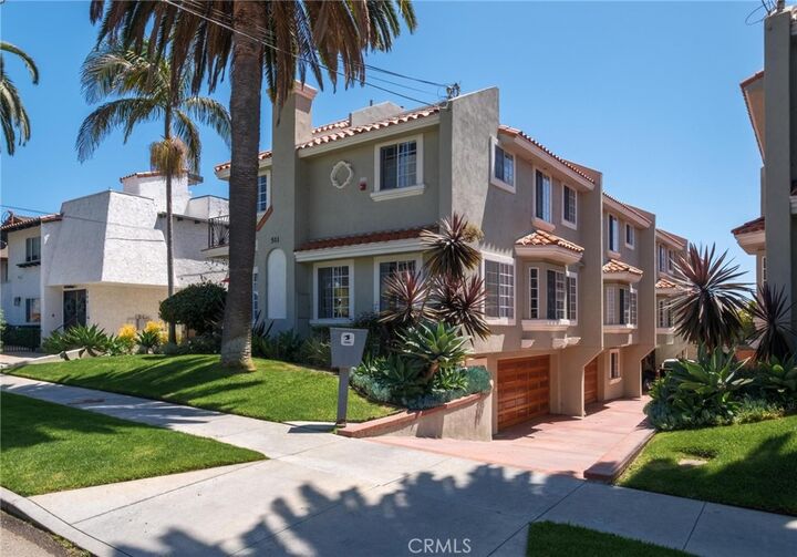 Property Photo: 511 N Elena Avenue Unit C CA 90277