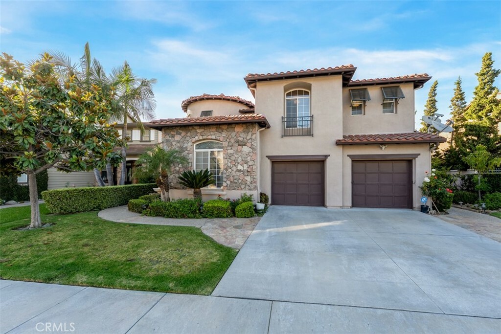 Property Photo: 2031 W Snead Street CA 90631