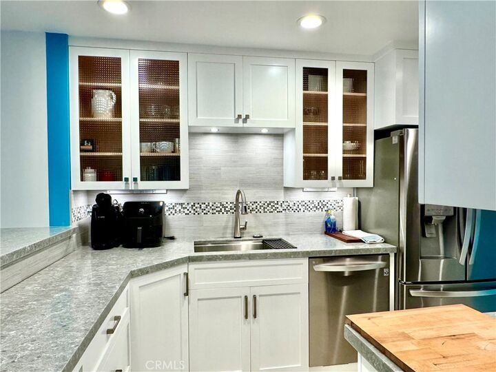 Property Photo:  240 The Village 108  CA 90277 