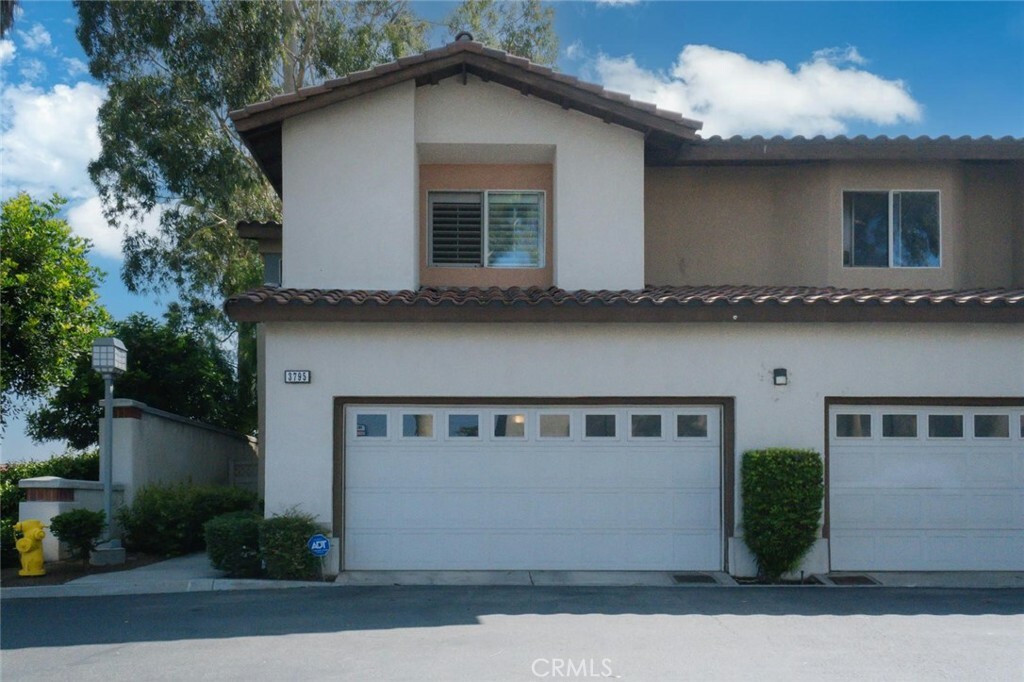 Property Photo: 3795 Avenida Barbados CA 92503