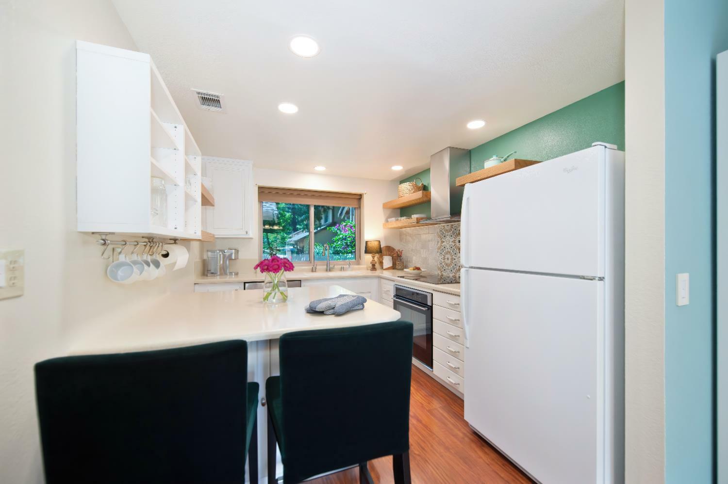 Property Photo: 7057 Lompoc Court CA 95621