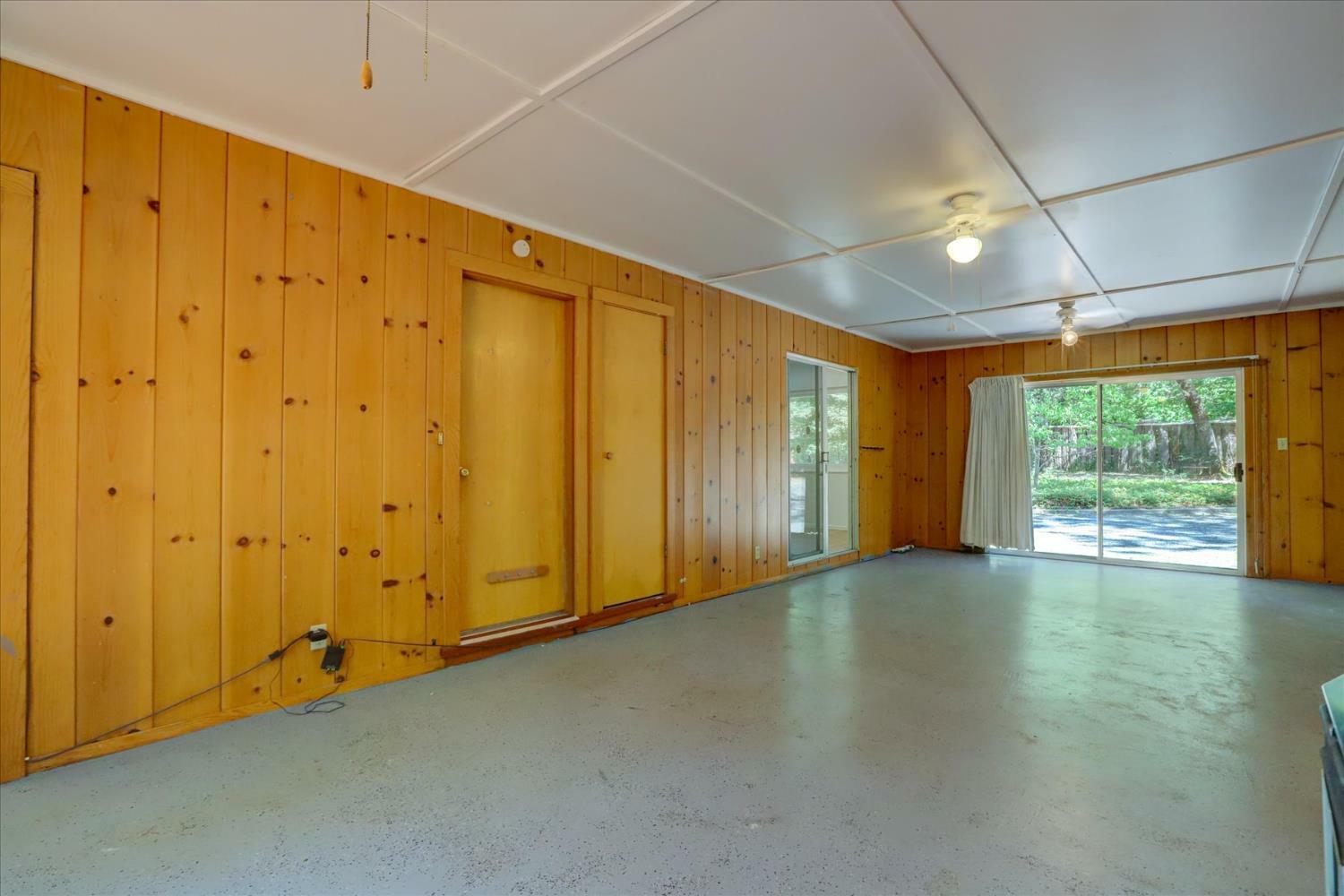 Property Photo:  17911 Oak Way  CA 95945 