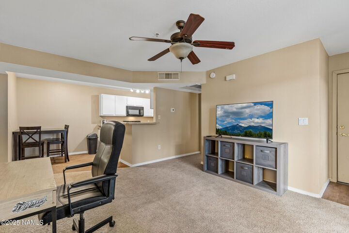 Property Photo: 1385 W University Avenue 194 AZ 86001