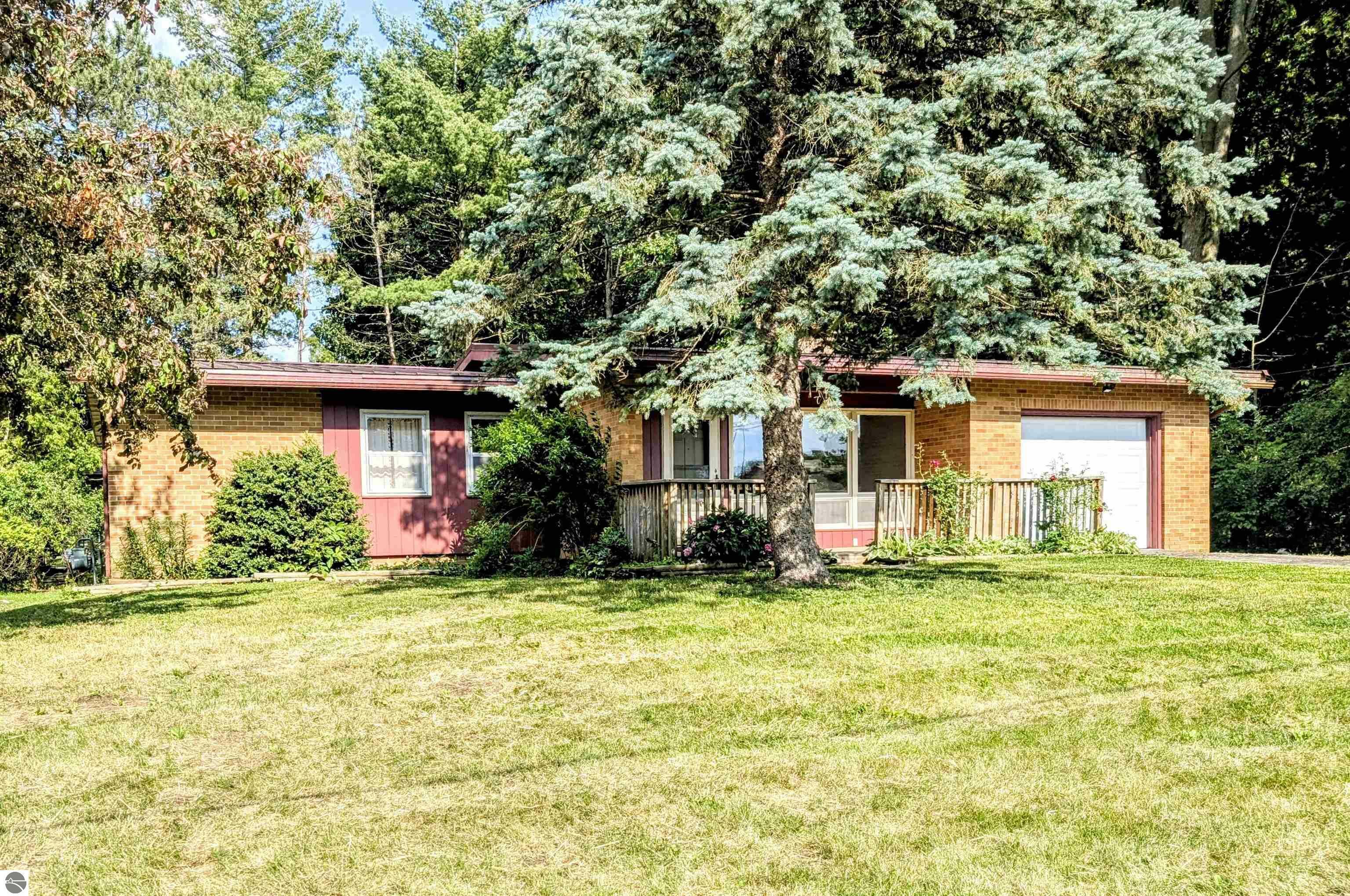 Property Photo: 1519 Ridge MI 48858