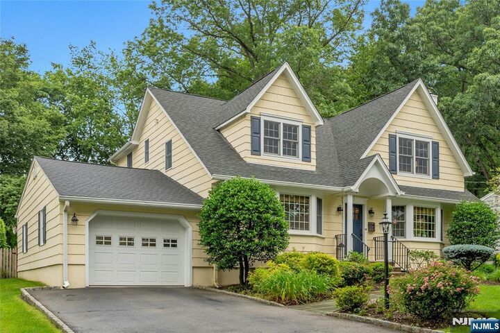 Property Photo: 52 Kenmore Place NJ 07452
