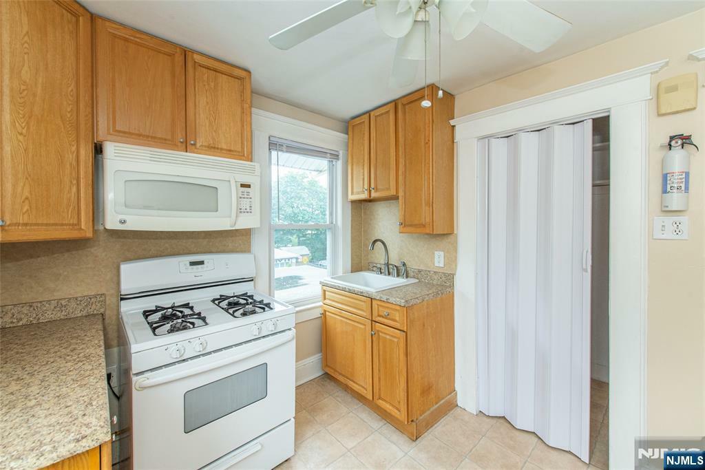 Property Photo:  156 Cedar Avenue 2  NJ 07506 