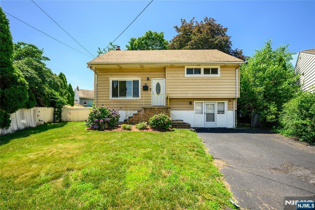 69 Lorraine Drive  Clifton NJ 07012 photo