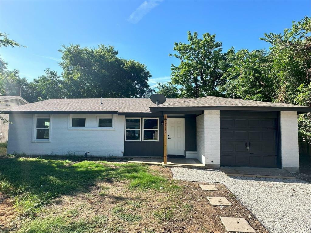 Property Photo: 2710 Roberts Circle TX 76010