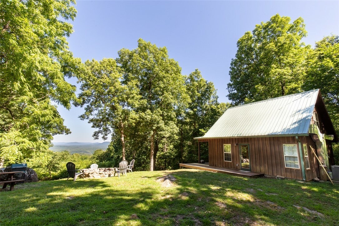 Property Photo: 277 Nc 2401 AR 72641