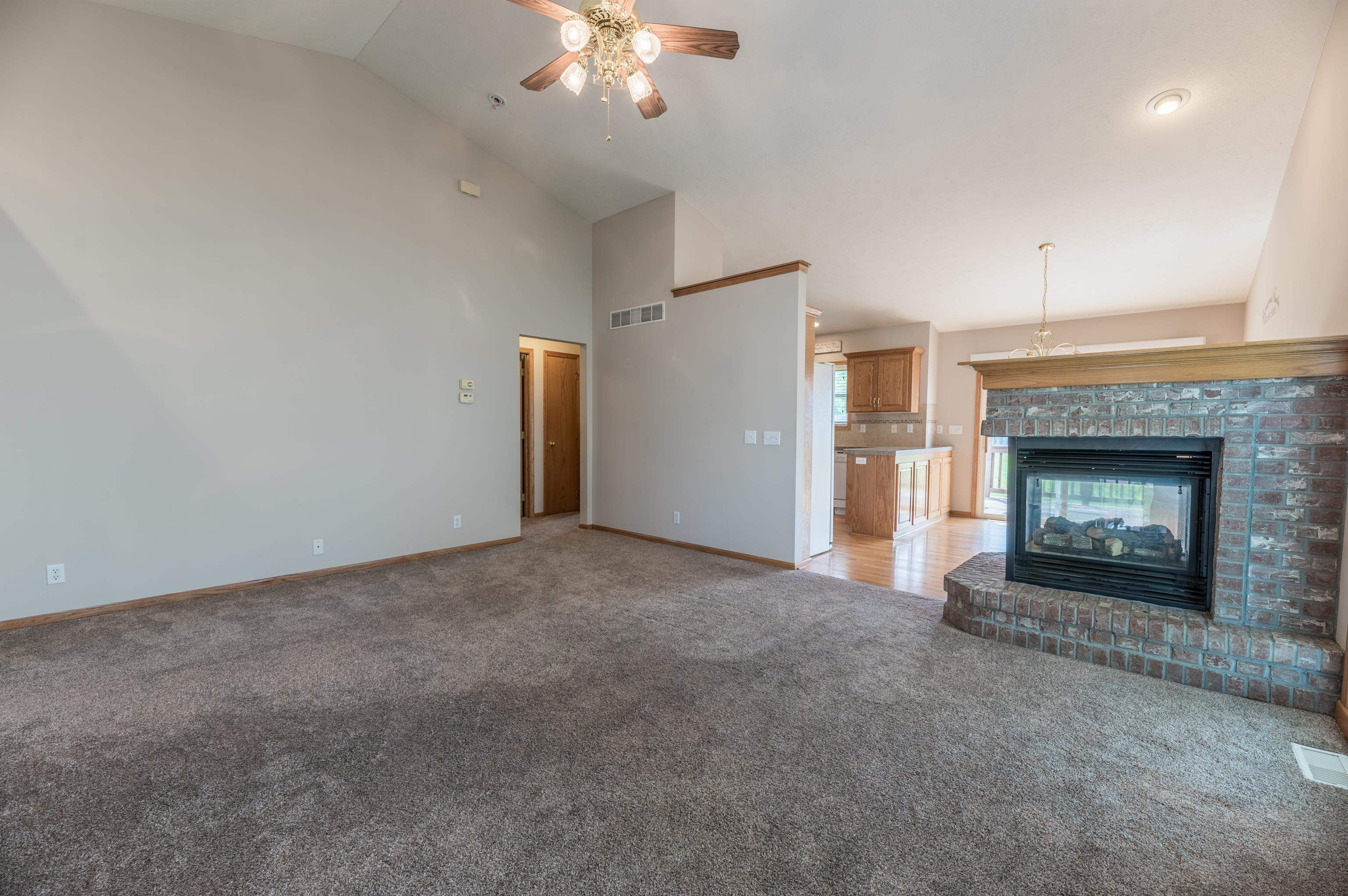 Property Photo: 7510 S 173rd Street NE 68136