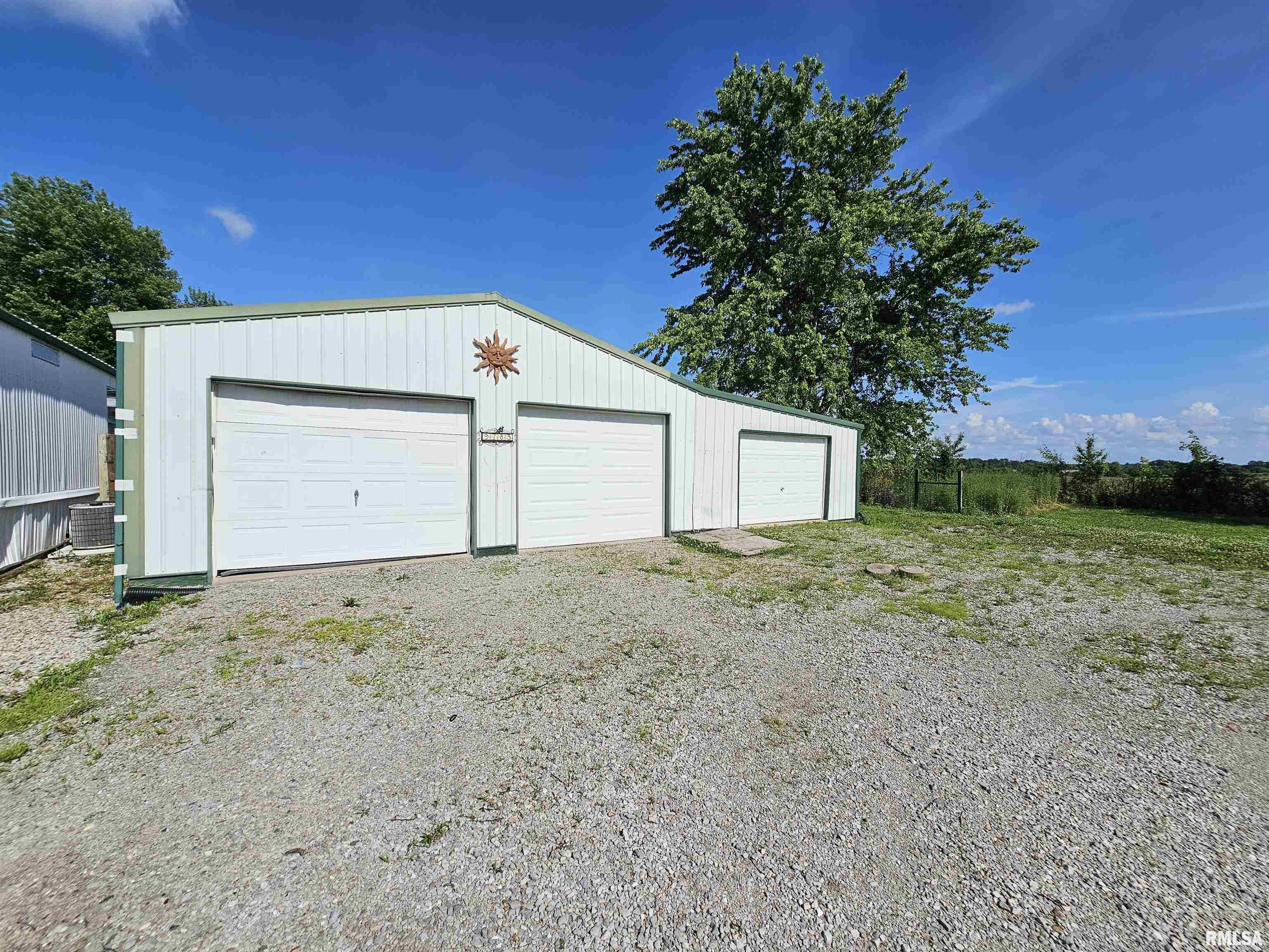 Property Photo: 9783 E Illinois Highway 148 IL 62816