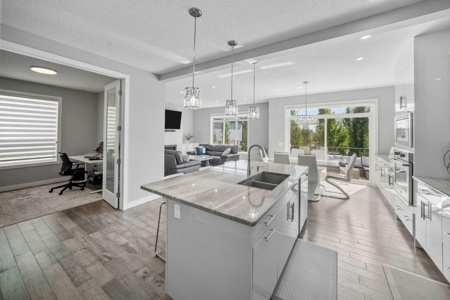 Property Photo: 90 Stonemere Green AB T1X 0X5
