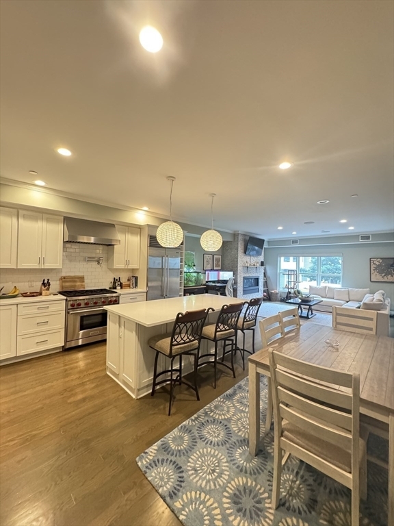 Property Photo:  278 W Fifth St 1  MA 02127 