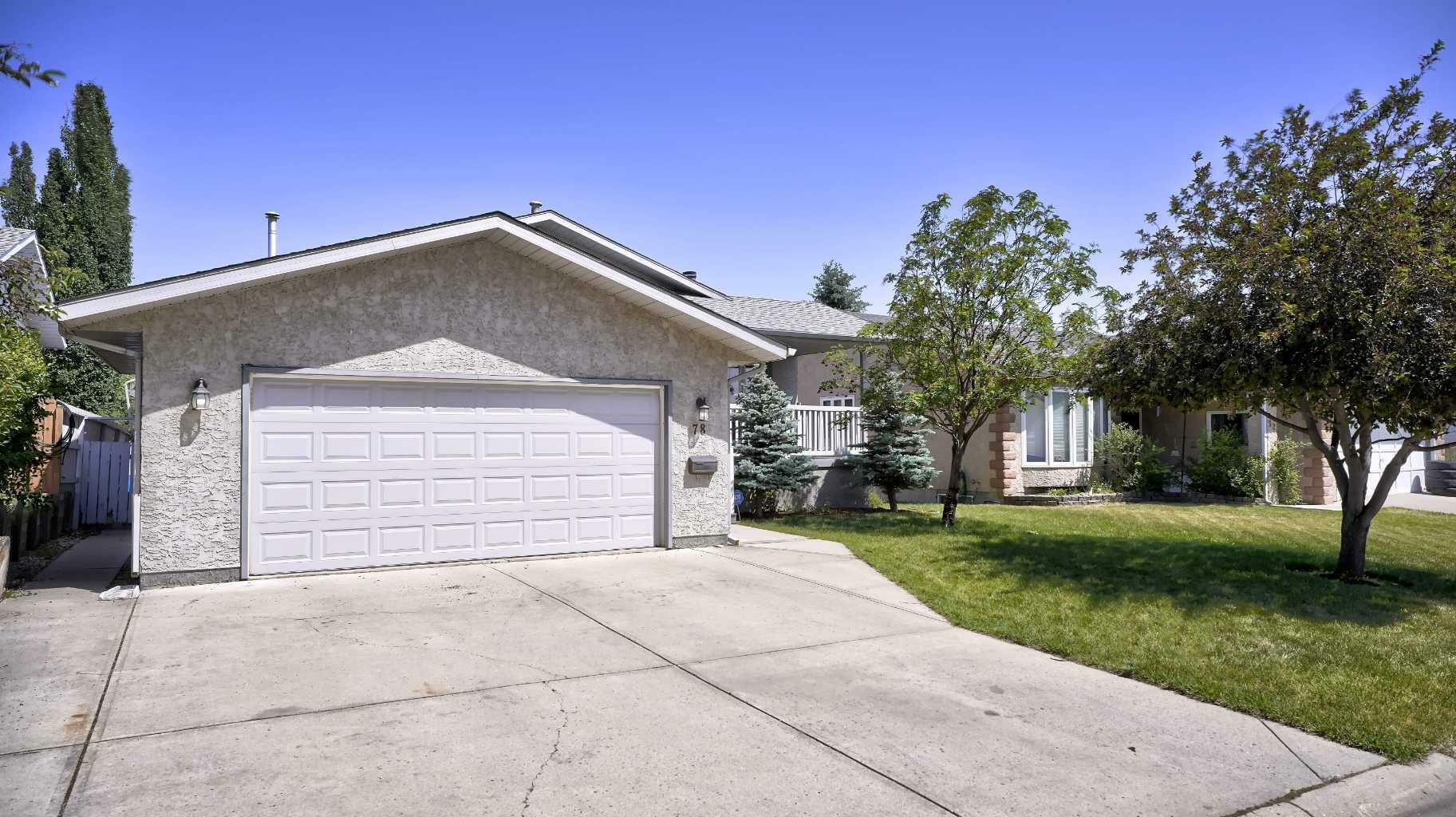 Property Photo: 78 Athabasca Crescent AB T0M 0S0