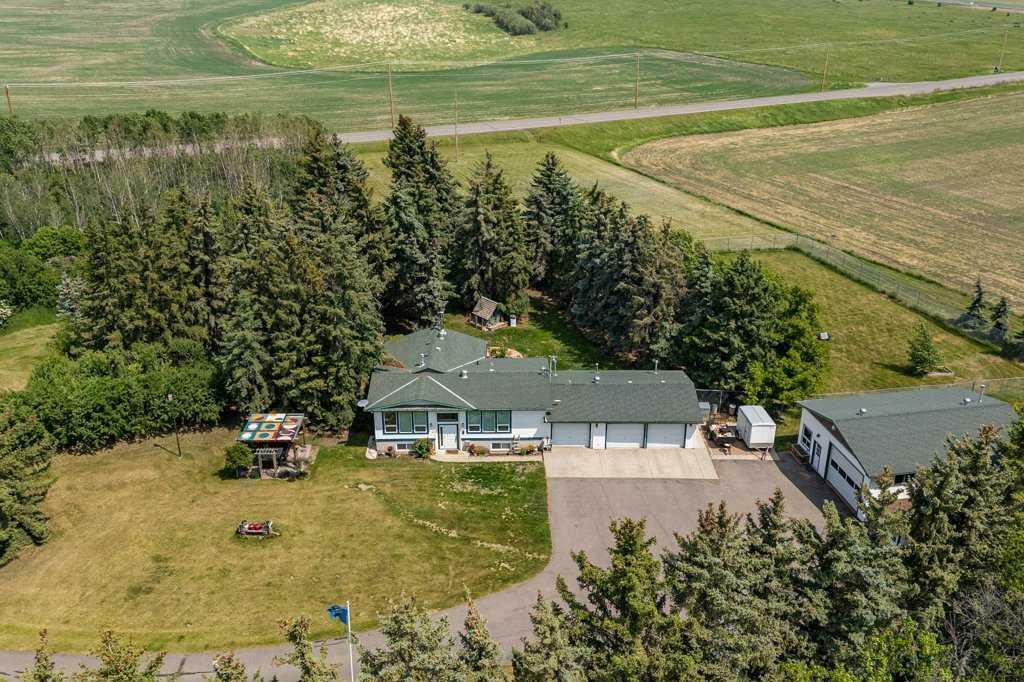 Property Photo: 2193 434 Avenue E AB T1S 1A1