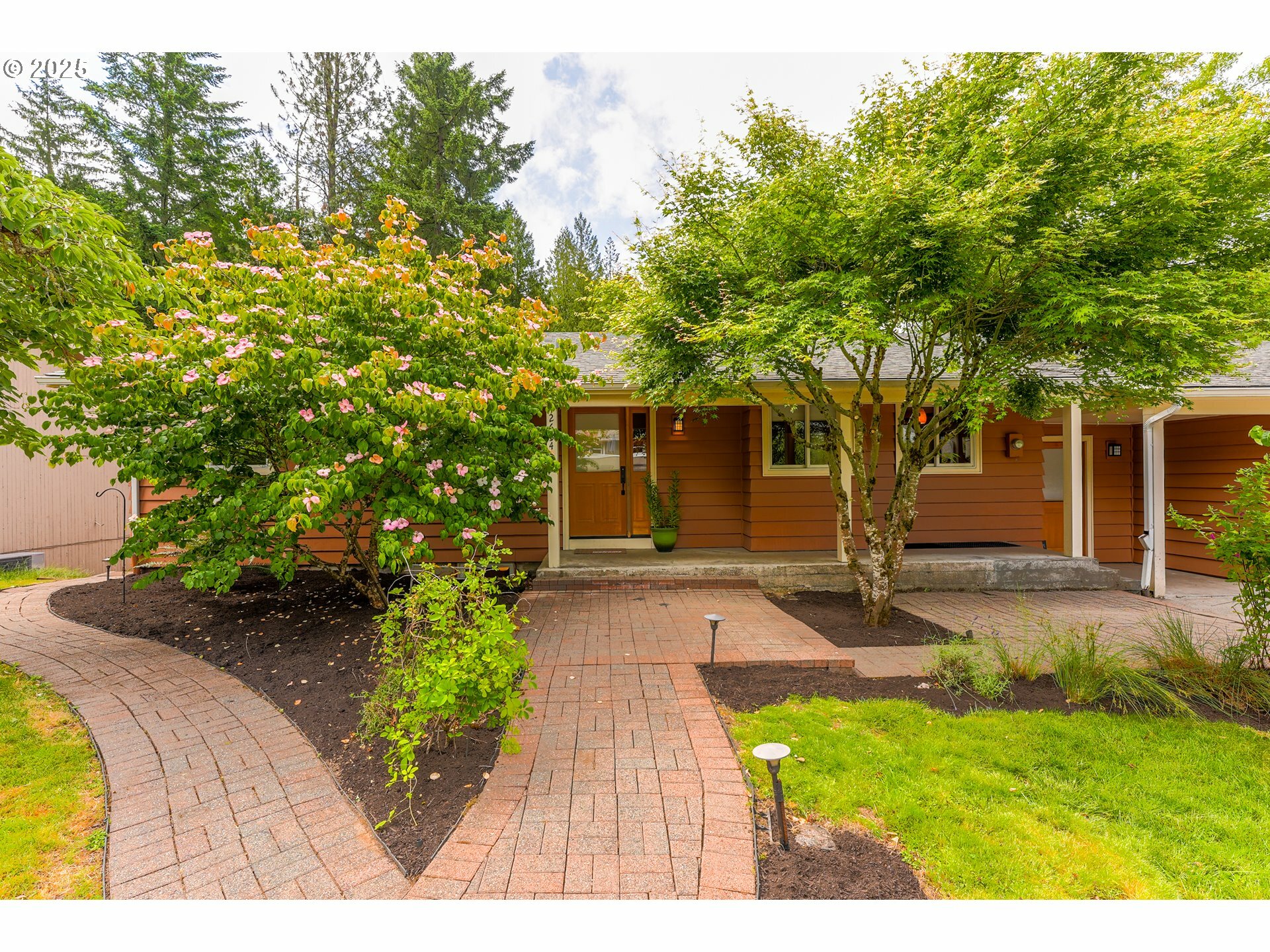 2634 SW Boundary St  Portland OR 97239 photo