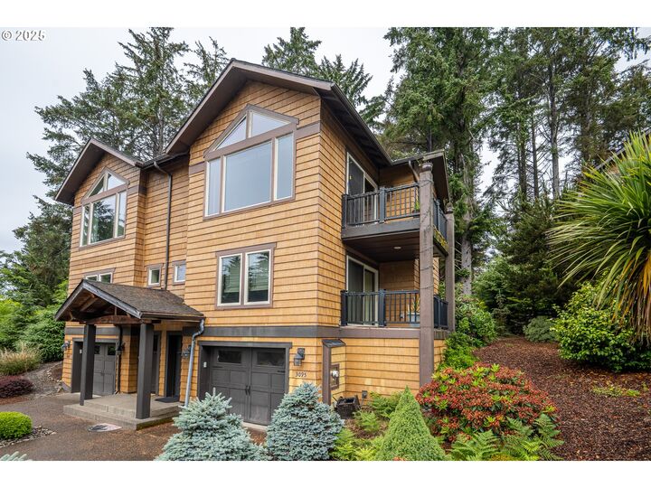 3095 NE Cascara Ct  Lincoln City OR 97367 photo