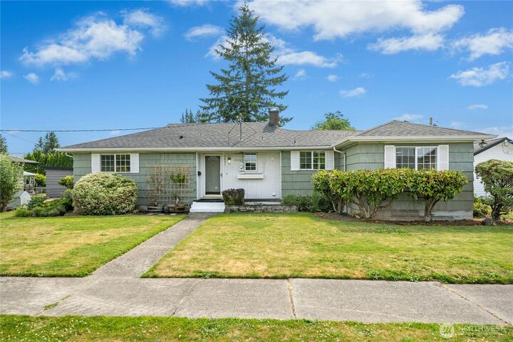 1037  Harding Street  Enumclaw WA 98022 photo