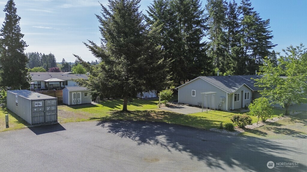 Property Photo: 5121 88th Street NE A & B WA 98270