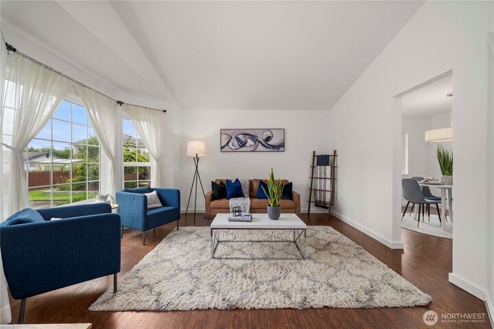 Property Photo:  608  14th Street SW  WA 98371 