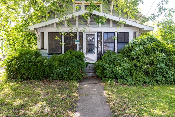 863 Jackson Street  Oshkosh WI 54901-4322 photo
