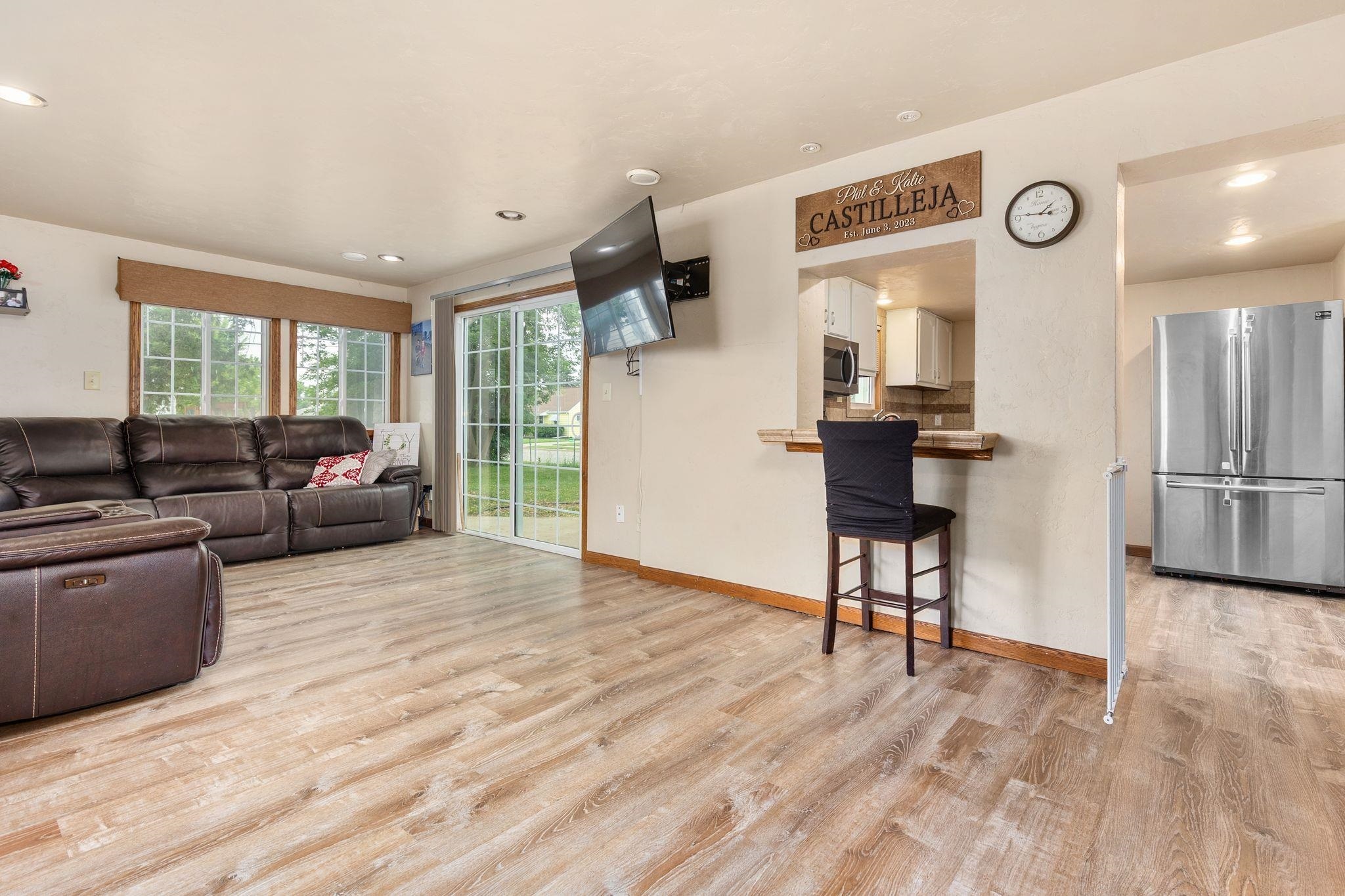 Property Photo:  156 Wright Avenue  WI 54956-4012 