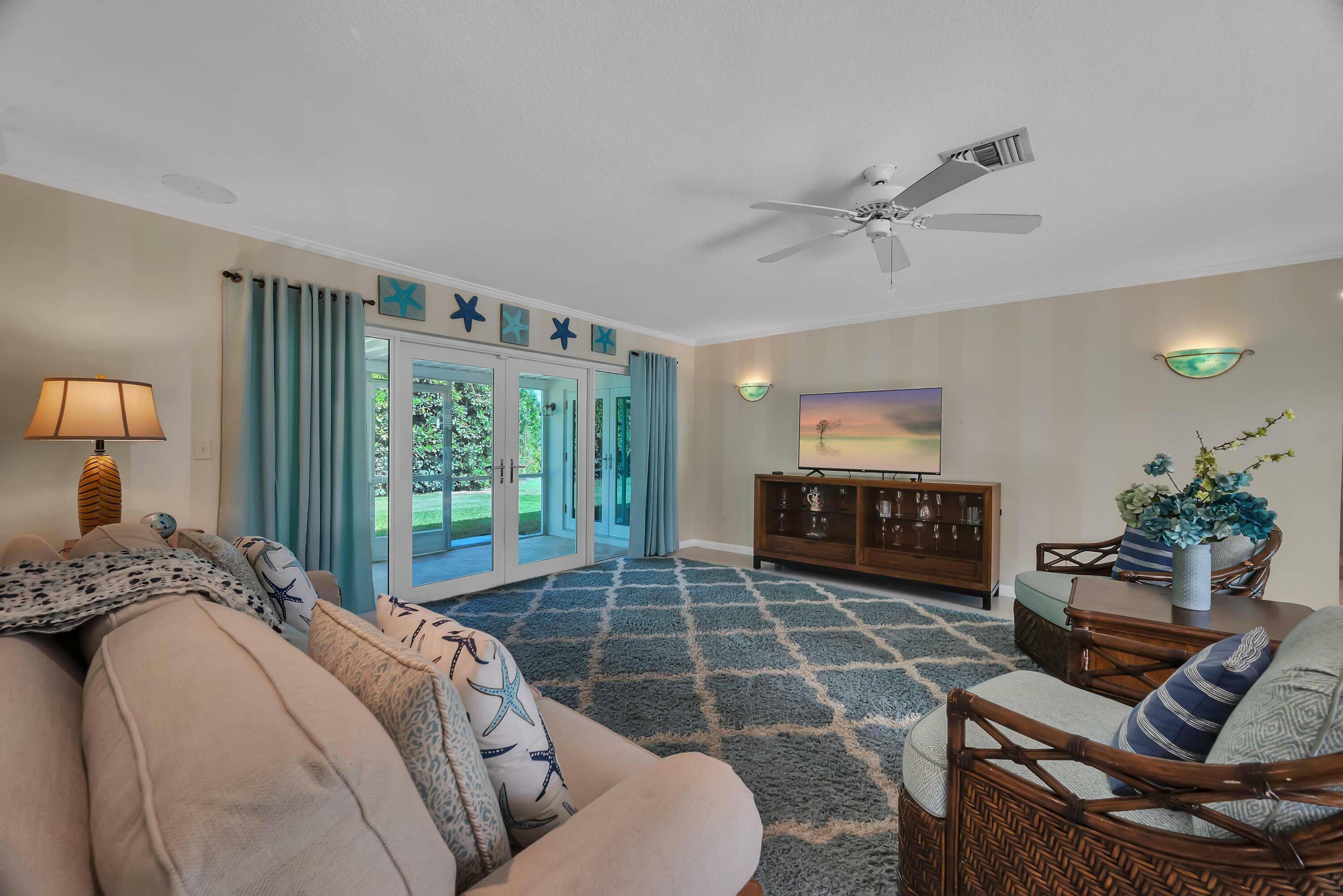 Property Photo: 1904 5th Court SE FL 32962