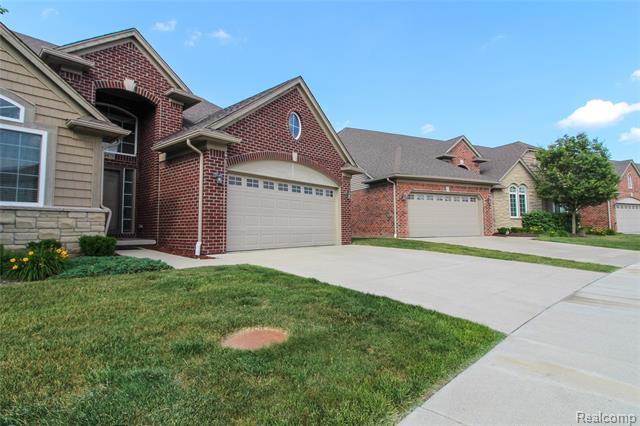 Property Photo: 30475 Berghway Trail MI 48092