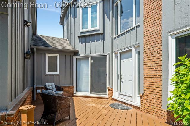 28508 Venice Circle  Farmington Hills MI 48334 photo