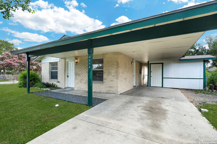 Property Photo:  4806 Luz Ave  TX 78237 