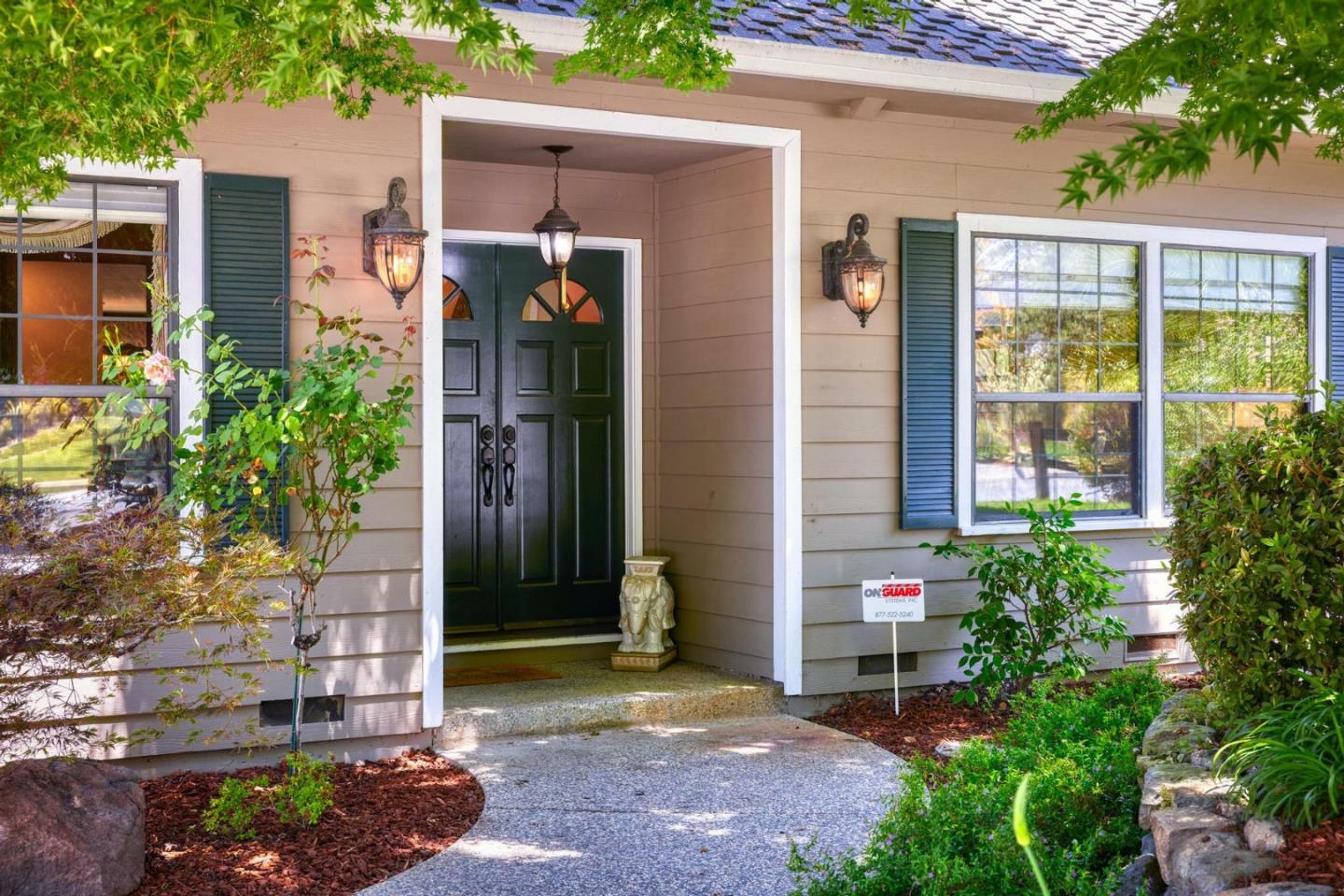 Property Photo:  1109 Foxhurst Way  CA 95120 