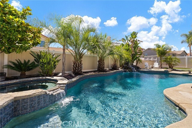 33668 Iris Lane  Murrieta CA 92563 photo