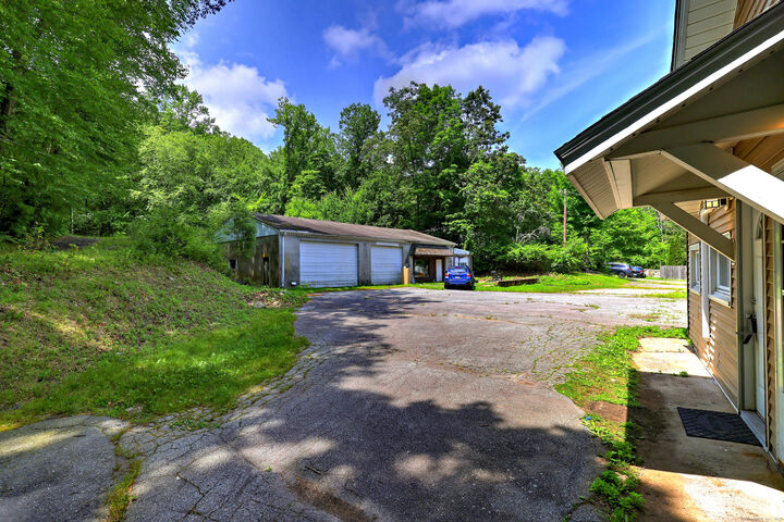 622 Route 163  Montville CT 06370 photo