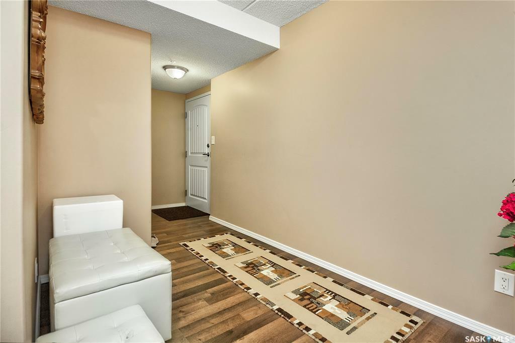Property Photo: 2781 Woodbridge Drive 304 SK S6V 3Z9