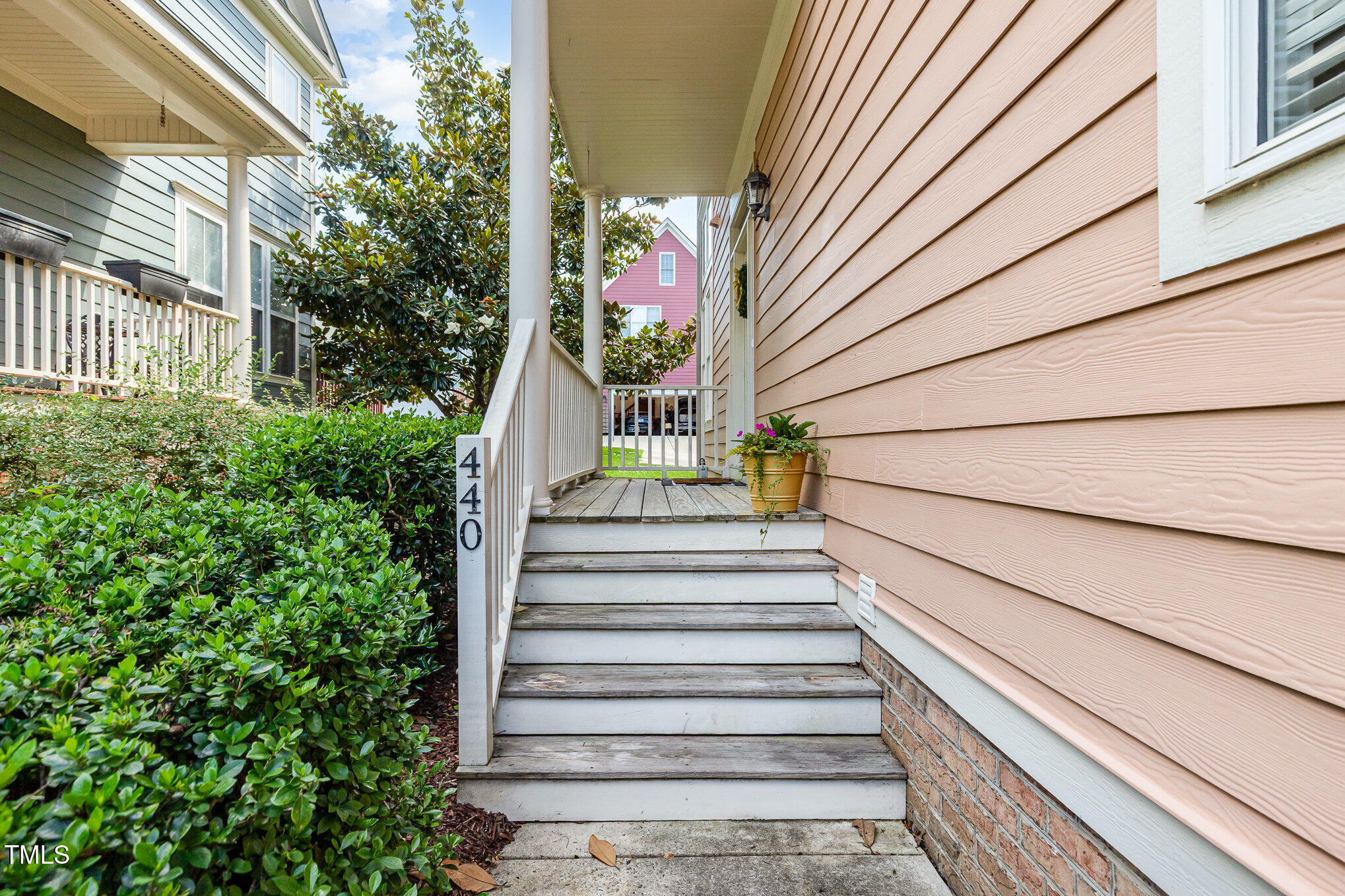 Property Photo: 440 Heritage Village Lane NC 27502