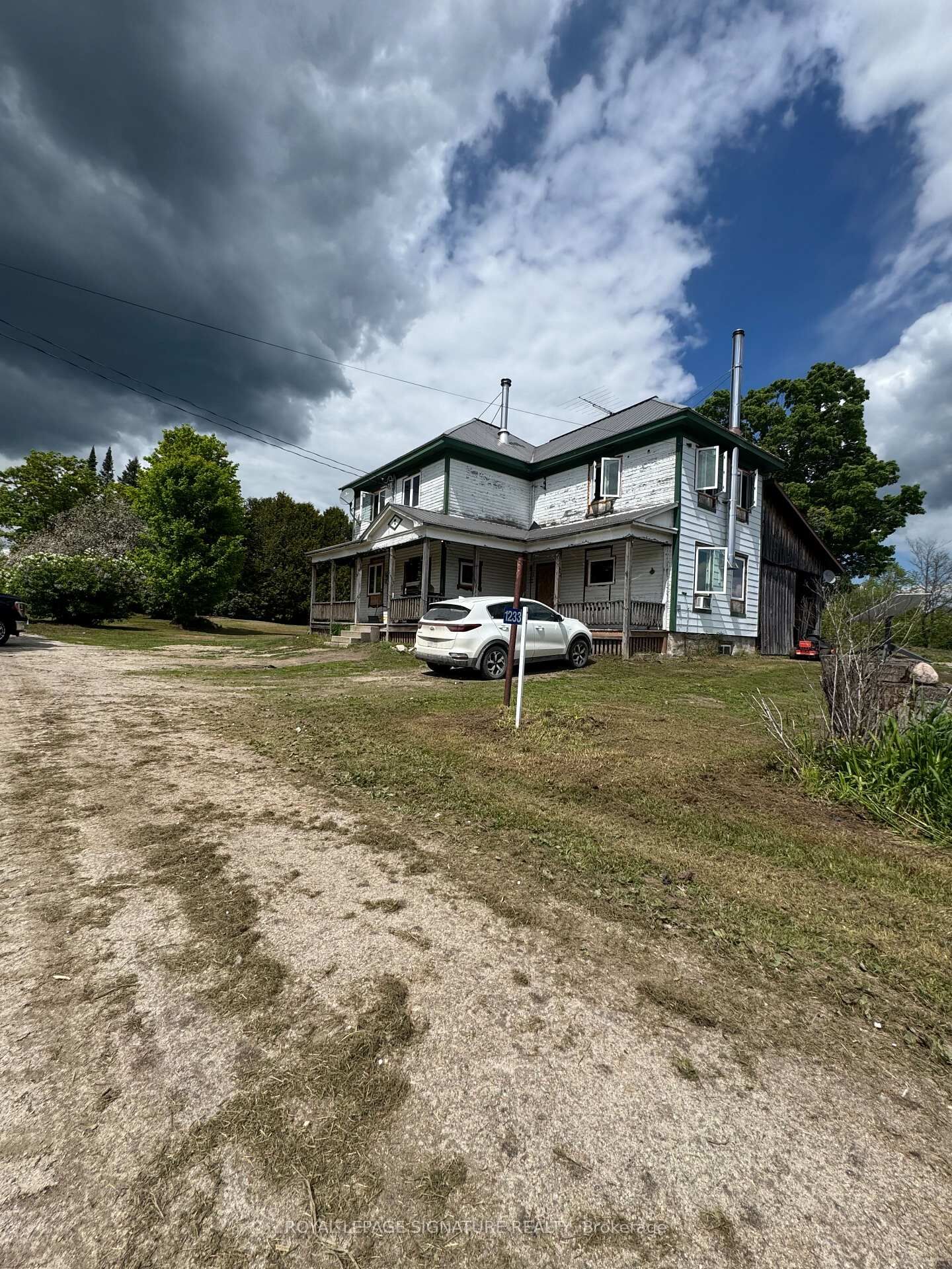 Property Photo: 1233 Kingston Line ON K0H 2B0