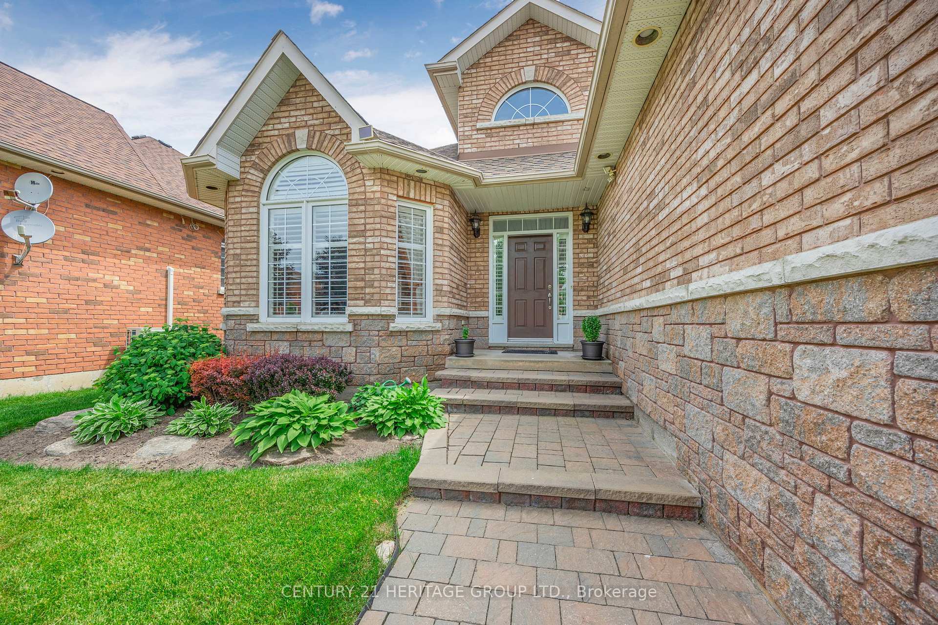 Property Photo:  79 Metcalfe Drive  ON L3Z 3C6 