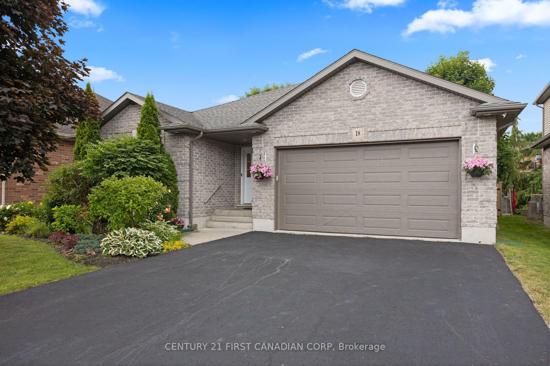 Photo de la propriété: 18 Trillium Crescent ON N4X 0A2